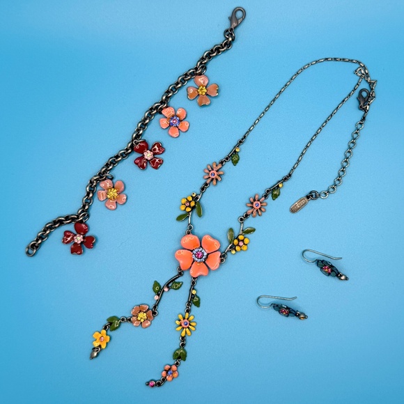 Ben Amun Multicolor Flowers Set - Picture 8 of 9